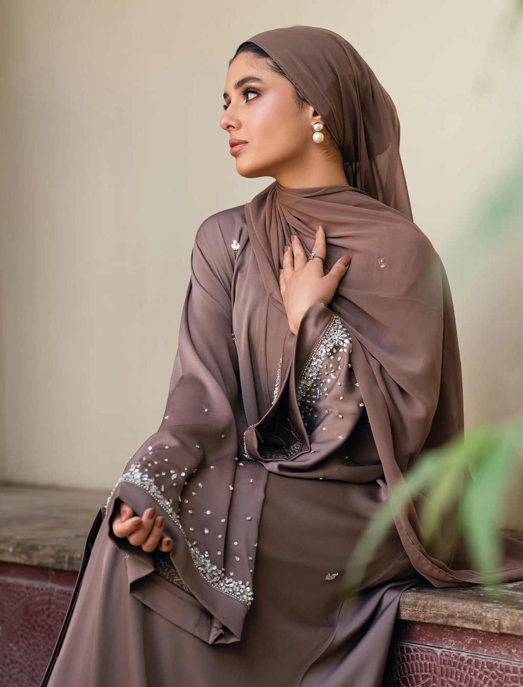 EMBELLISHED WHISPER ABAYA